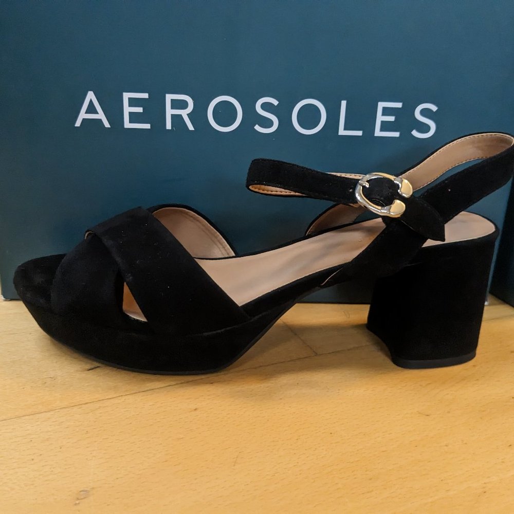 Aerosols Cosmos - black suede 9.5